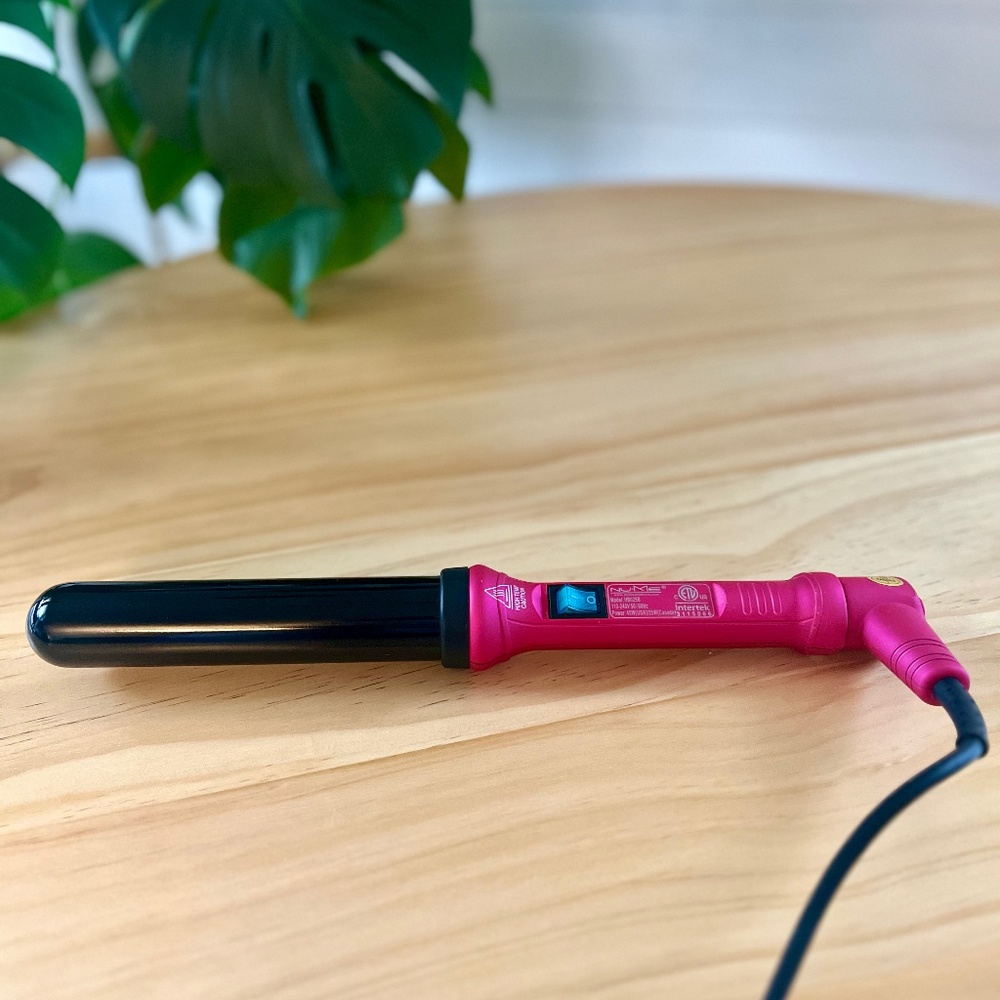 NuMe Classic Curling Wand • 25 mm